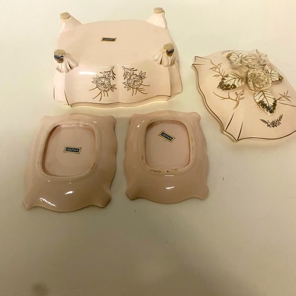 Light Pink Porcelain Vintage Cigarette Box With 2 Matching Ashtrays - Picture 8 of 12